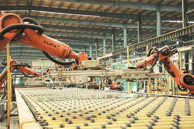 兵團(tuán)沖刺四季度打好“收官戰(zhàn)”掠影 干在當(dāng)下，謀在明年——聚焦建筑材料技術(shù)開(kāi)發(fā)